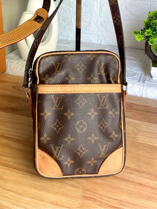 Louis Vuitton Handbags - ✅LV AUTHENTIC Monogram Messenger UNISEX Bag LOUIS Vuitton